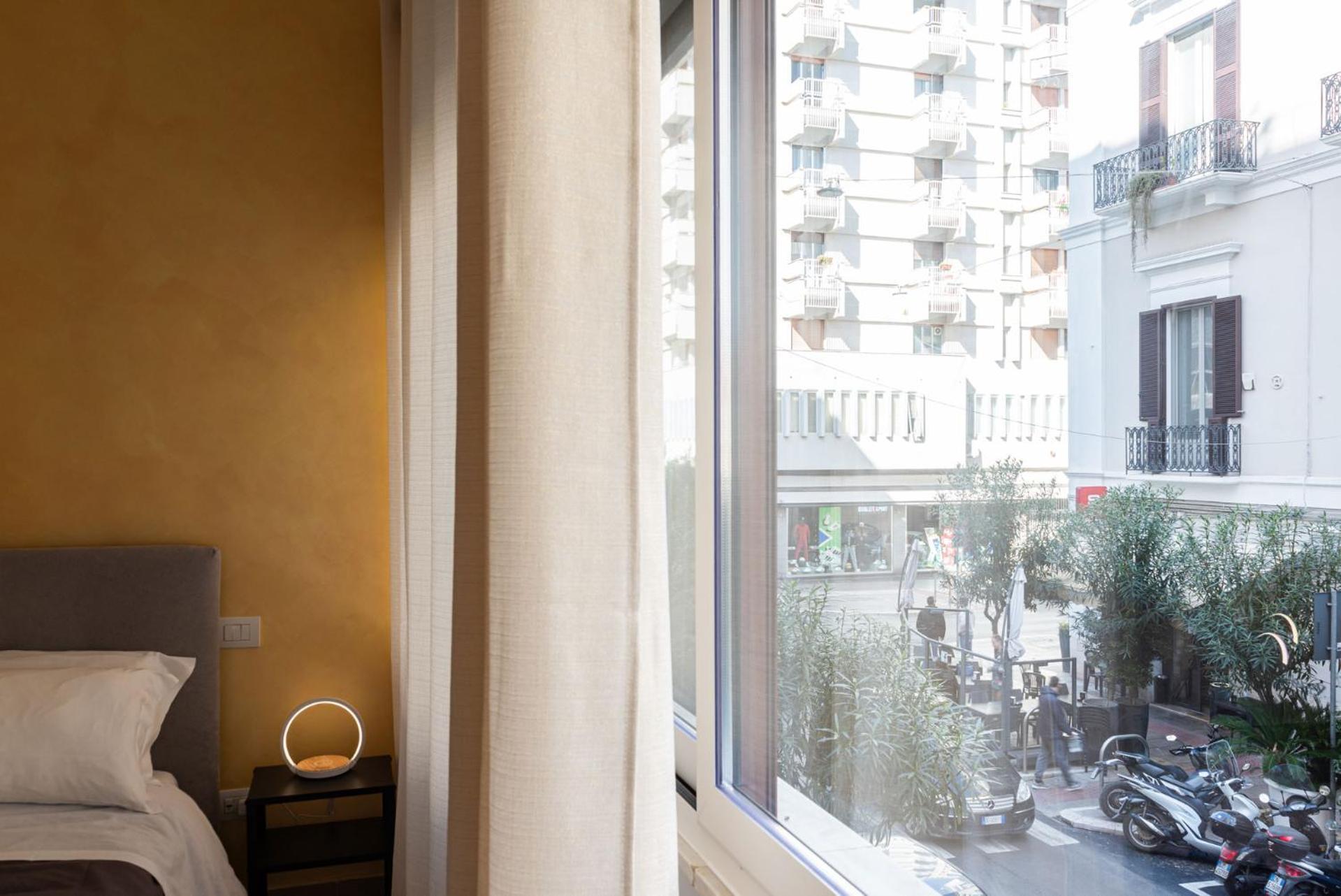 Al Teatro Rooms Барі Екстер'єр фото