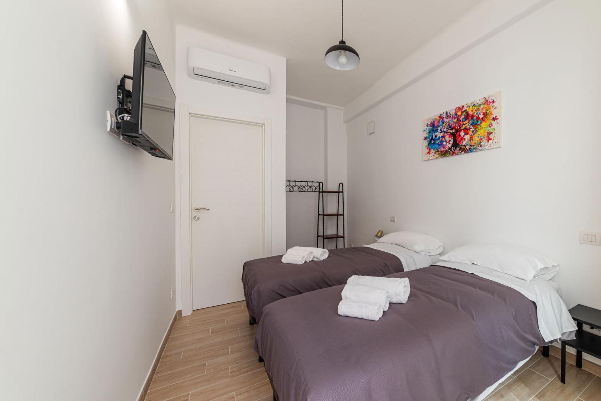 Al Teatro Rooms Барі Екстер'єр фото