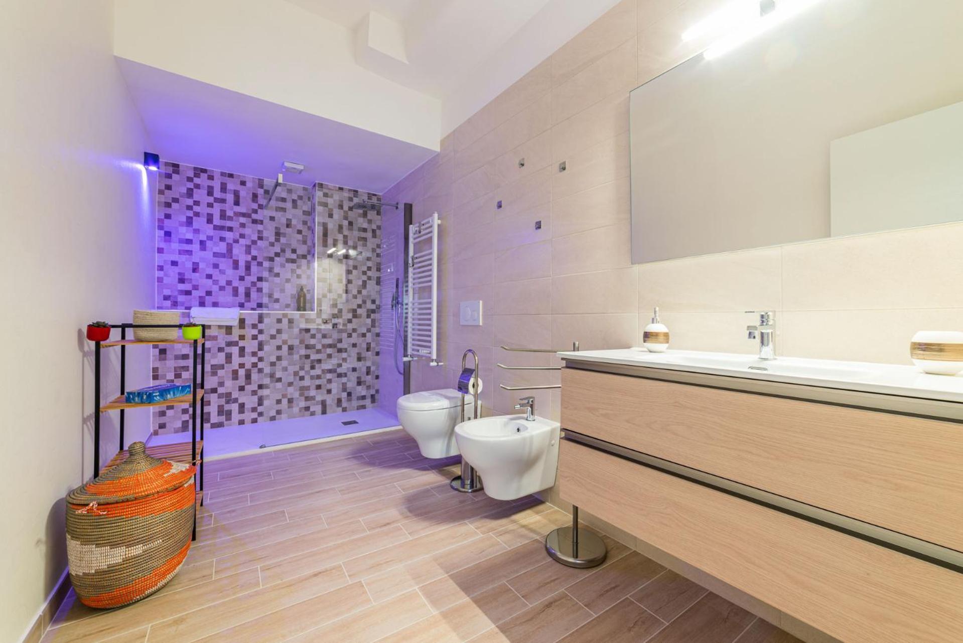Al Teatro Rooms Барі Екстер'єр фото